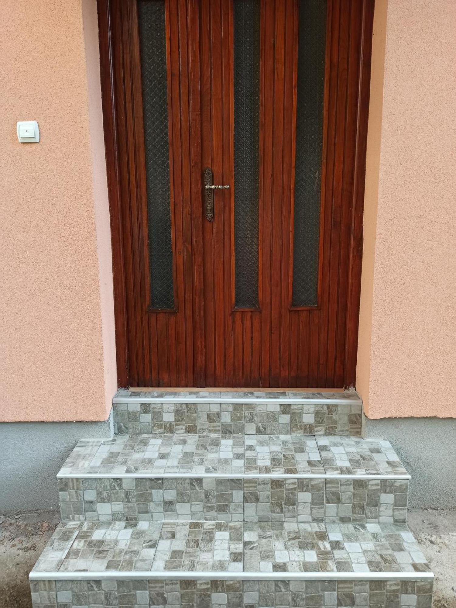Apartman Kutak ピロト エクステリア 写真