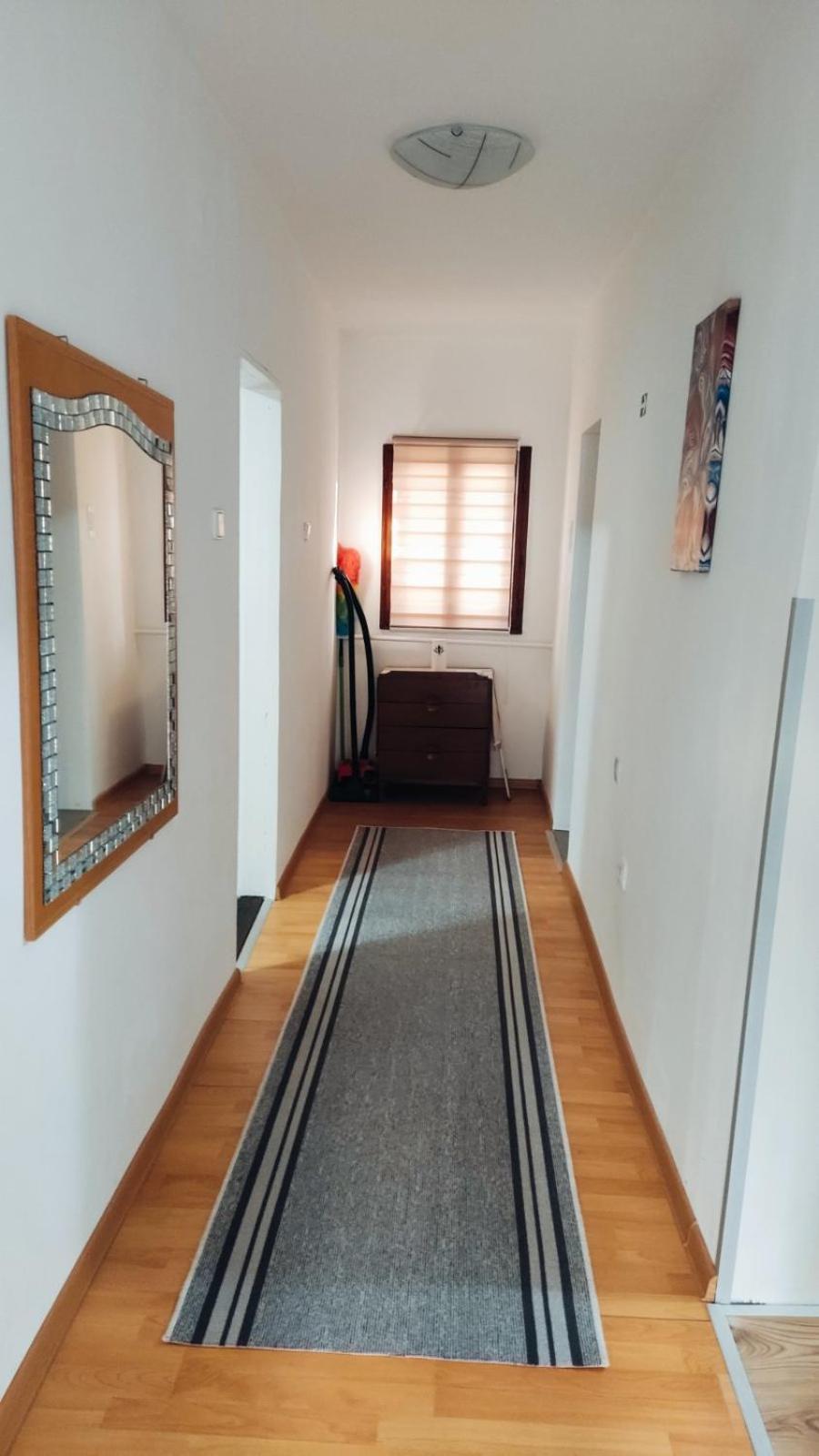 Apartman Kutak ピロト エクステリア 写真